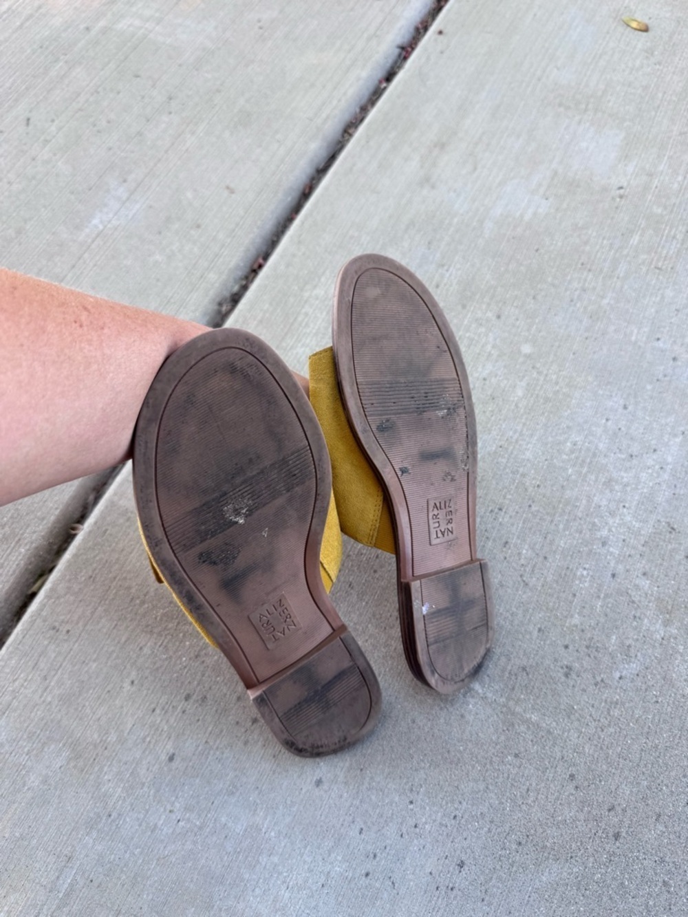 Naturalizer Women's Forrest Golden Rod Suede Leather Slide Sandals Size 6.5/36.5 - Picture 4 of 5